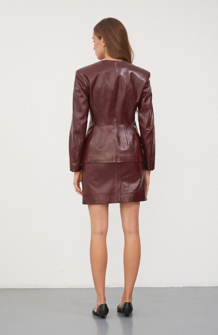 Шкіряна бордова спідниця