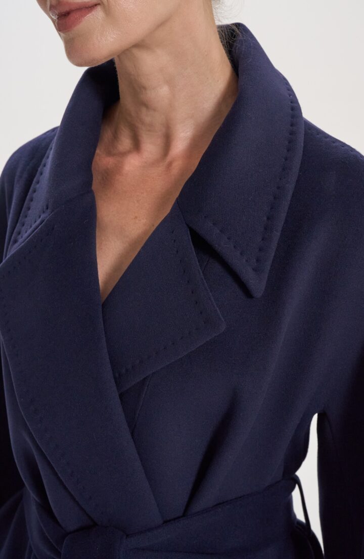 Пальто халат в синьому