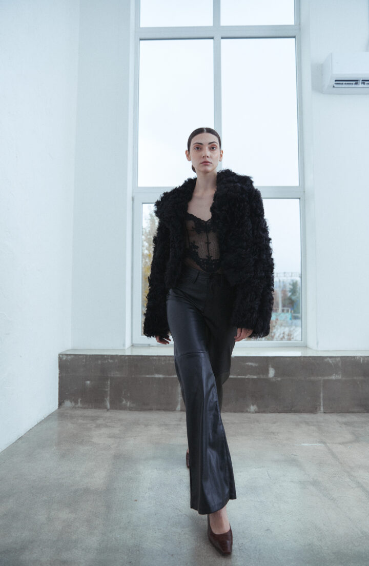 Шуба тиградо чорна