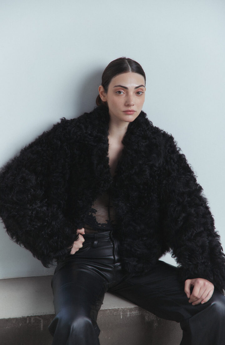 Шуба тиградо чорна