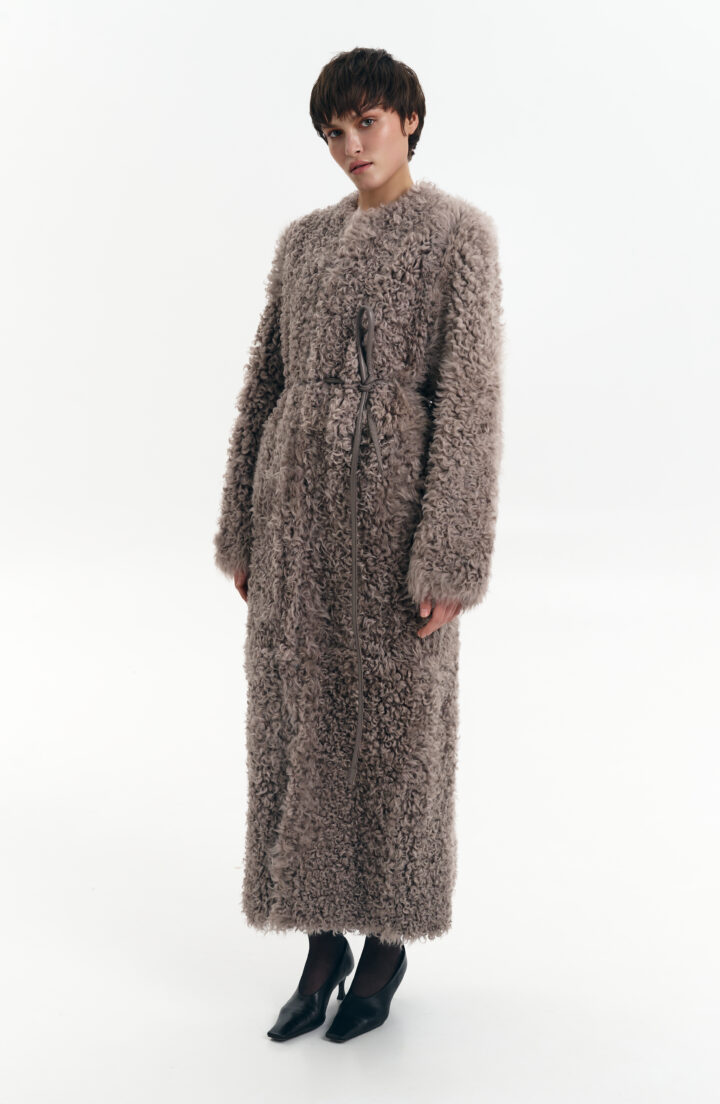 Шуба з натуральної вовни