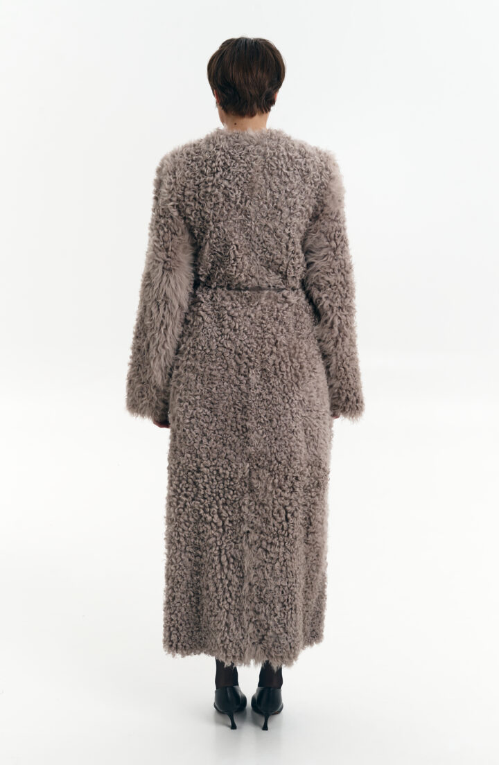 Шуба з натуральної вовни