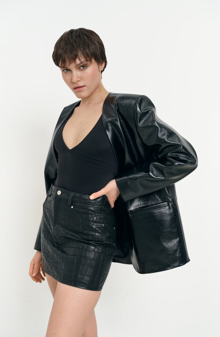 Міні спідниця з кроко-текстурою